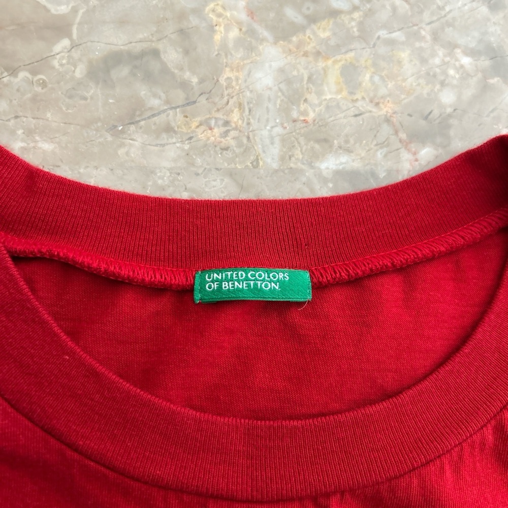 Vintage 90s United Colors of Benetton Logo Red T Shirt L - Picture 3 of 4